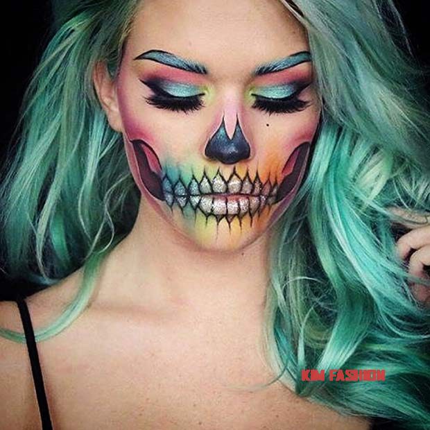 candycanesforchristmas 2017 09 25 05 20 08 21910591 176789766203108 8906614818635513856 n resize Skull Halloween Makeup Ideas for a Spooky and Creative Look