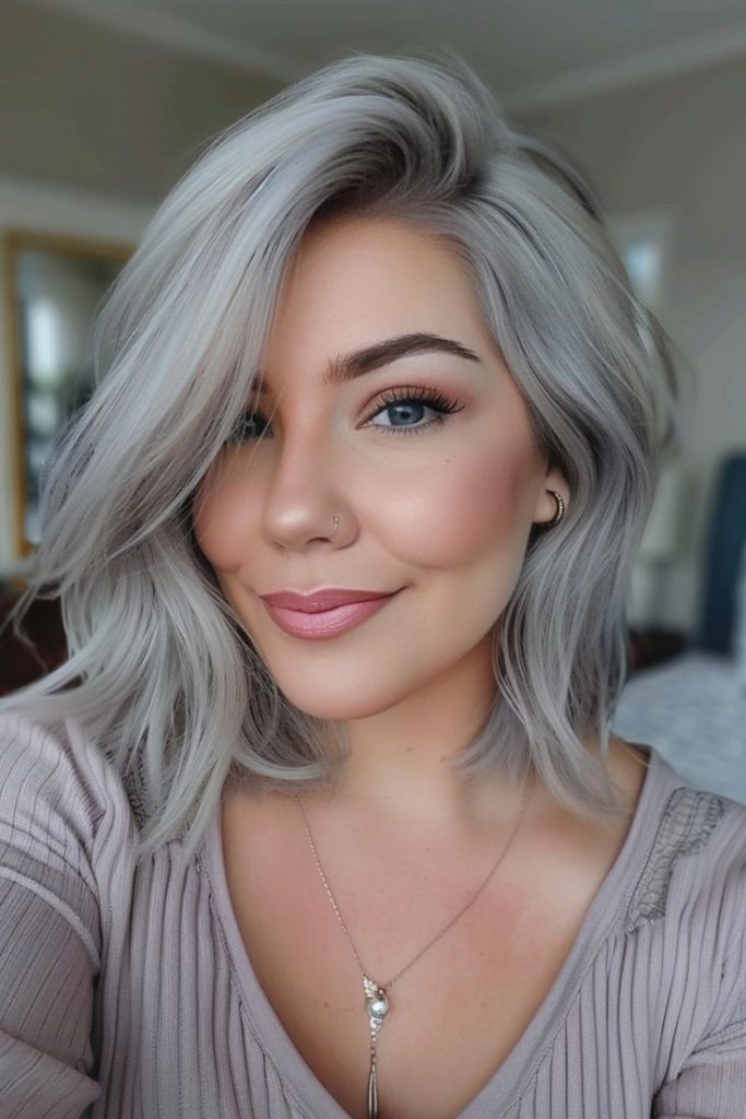 80 Cute Gray Bob Hairstyles You Need To Try 2 Aging Gracefully Silverhair Highlights That Looks Amazing