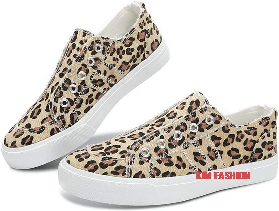 Slip on Canvas Shoes Leopard Print Laceless Sneakers Cute Sneakers for Women