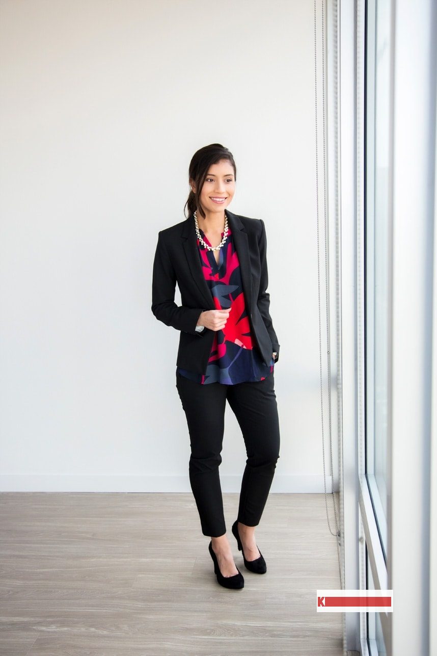 Black Suit Outfit for Women Over 40 