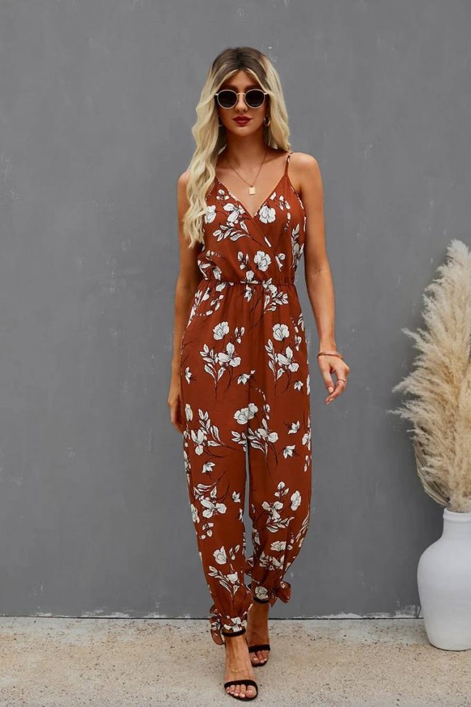 Women V Neck Spaghetti Straps Floral Print Pockets Straight Leg Solid Loose Fit Jumpsuit Pajamas Loungewear 30 Cute Summer Outfits for Girls