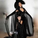 49894143 10151919 image a 8 1635756399685 30 Iconic Halloween Costume For Party