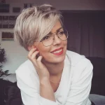 short haircut with bangs and glasses BvzjeC0nPep 30 Best Short Hair For Older Women With Glasses