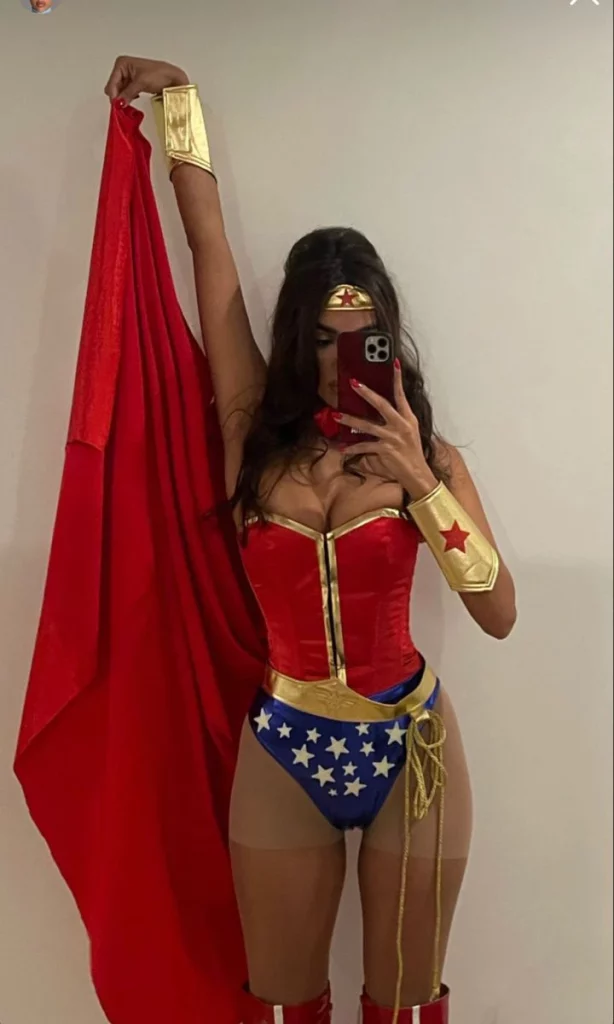 Wonder women Hot Halloween Costumes