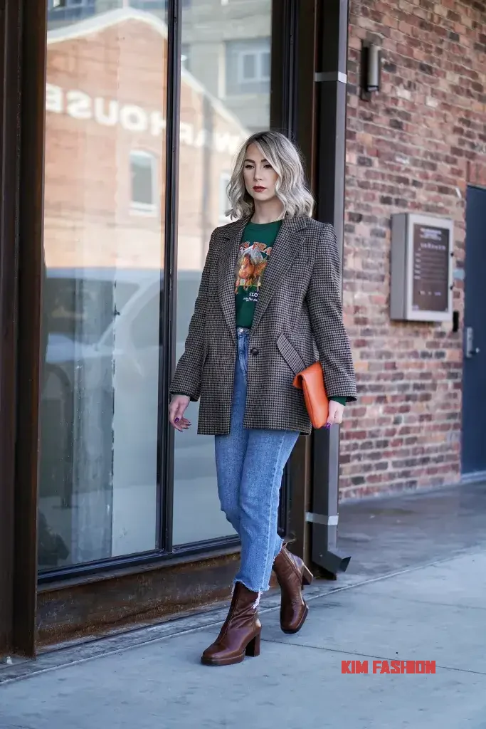 Fall Blazer Outfit Oversized and Cute Jeans and Boots