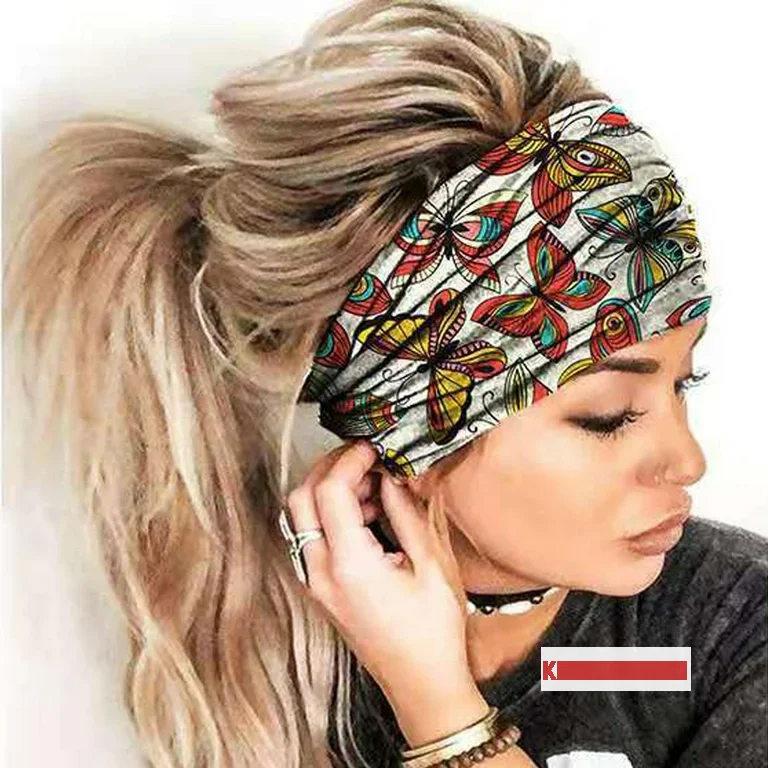 Bandana Wrap The Ultimate Guide to Pool and Beach Hairstyles 25 Ideas