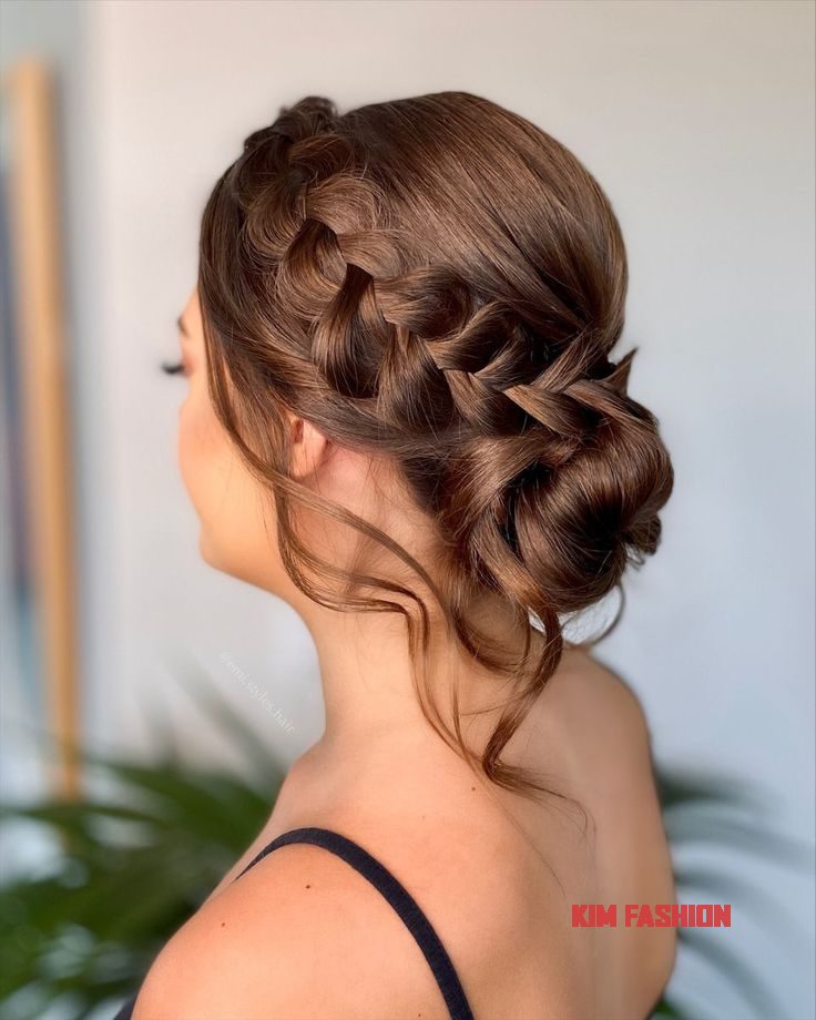 Beach Hairstyles | Pool hairstyle, Braid and Bun Combo Hairstyles